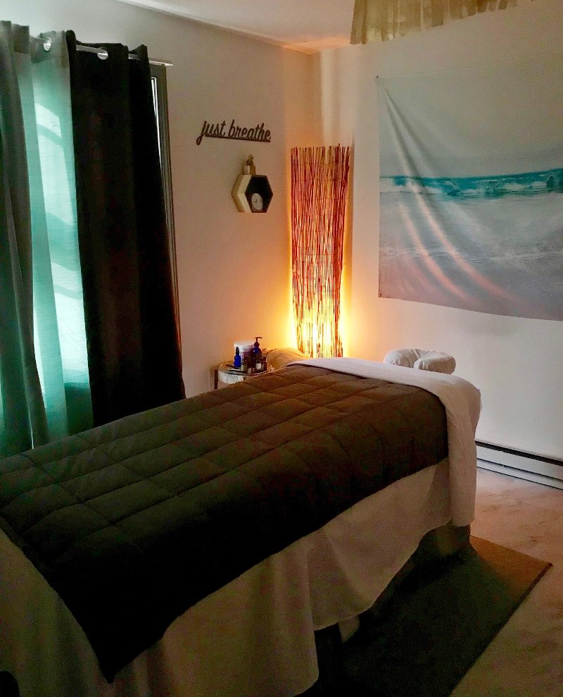The massage room at Mosaic is a coastal oasis